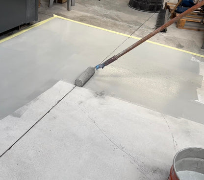 VERNILUX POL  Verniciatura Poliuretanica Trasparente o Colorata anti UV